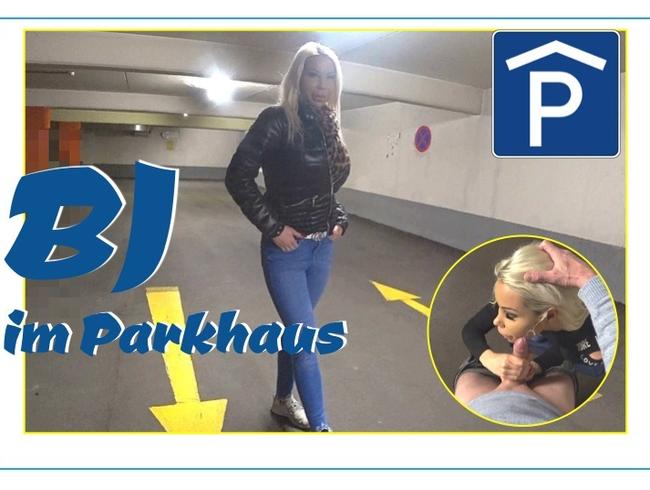DanielaCoraHansson Blowjob im Parkhaus mit Spermawalk